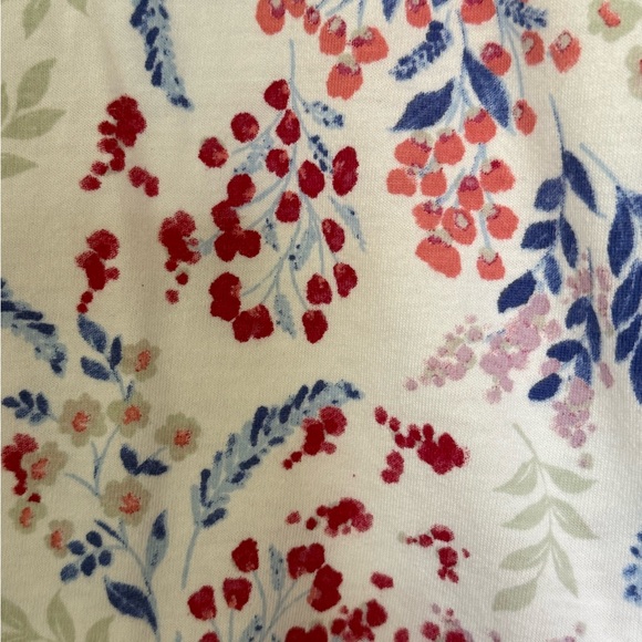 Gloria Vanderbilt Floral Short Sleeve Top - Picture 3 of 5